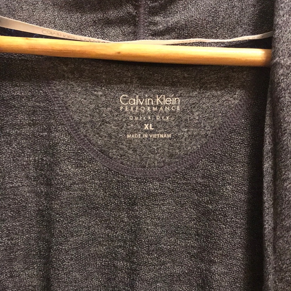 Calvin Klein Performance - image 5